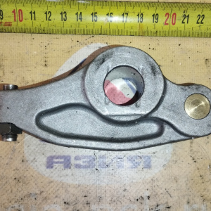 Коромысло Isuzu/Nissan Y ( 9 ) Elf NKR81 4HL1 впуск CommonRail длина 130 мм. ( длинный )