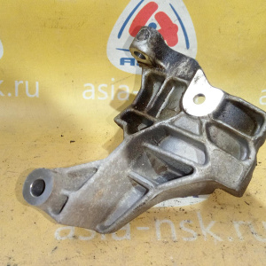 Крепление ГУР Chevrolet LU1/Z32SE/10HM Captiva C100 '2006 3.2L V6 96628776