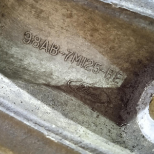Кронштейн опоры двигателя Ford FYDA/FYDB Focus 1 CAK 1.6L 4F27E на акпп слева сверху L 98AB-7M125-BE