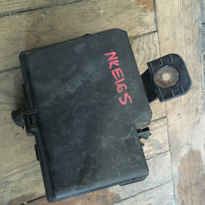 Блок предохранителей Toyota NKE165 Corolla Fielder 1NZ-FXE