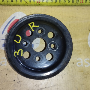 Шкив помпы Toyota 16173-0S010 Tundra USK56 3UR-FE 8 ручейков