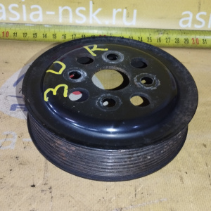 Шкив помпы Toyota 16173-0S010 Tundra USK56 3UR-FE 8 ручейков
