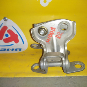 Петли на дверь Toyota Duet M100A зад, прав (пара)