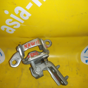 Петли на дверь Toyota Prius NHW10 зад, лев (пара)