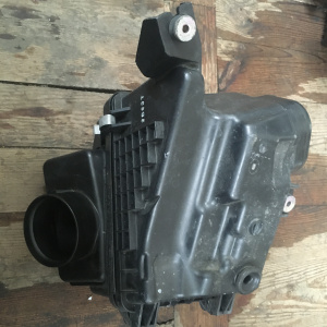 Корпус воздушного фильтра HONDA RM1 R20A CR-V