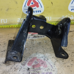 Крепление подушки ДВС Nissan QR20/QR25 X-Trail T30 4WD m/t перед. перед, лев 112538H300