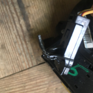 Шлейф подрулевой SUBARU SH5 Forester дефект фишки 27546-AG010