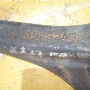 Рычаг Dodge KA37 Nitro '2007 перед, прав н EKG 52109992AB