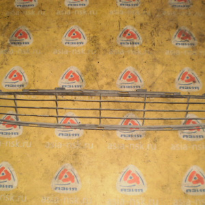 Решетка бамперная Toyota 53112-12131 Corolla ZRE150 '2006-2012 Дефект
