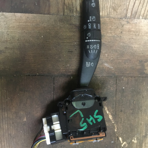 Блок подрулевых переключателей SUBARU Forester SH5 L RHD (задний дворник+регулировка)