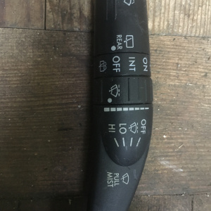 Блок подрулевых переключателей SUBARU Forester SH5 L RHD (задний дворник+регулировка)