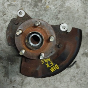 Ступица SUBARU BH5/BE5 перед, прав голая