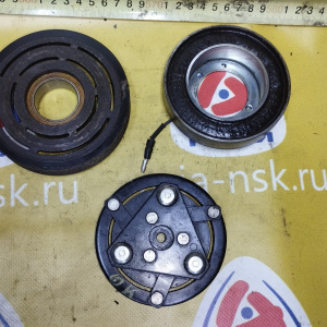 Шкив Компрессора кондиционера Suzuki 9521180JA0 / 9521180JA1 SX4 YA41S J20A 5 ручейков