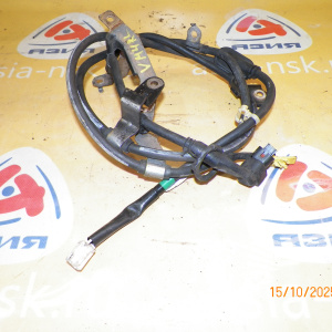 Тросик Ручника Subaru VM4 Levorg зад, лев