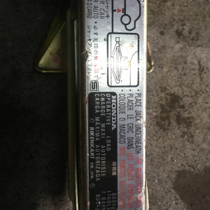 Домкрат Honda Avancier TA1/TA3/CC2/CC3/UA1/UA2/UA3/KA7/KA8/KA9/EY6/EY7/EY8/EY9/BB1/BB4/RN1/RN2/RN3/RN4/RN5 89310-SP0-003 800 кг. (C).