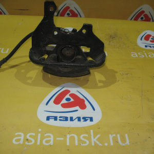 Суппорт Toyota SR40 Lite Ace Noah/Town Ace Noah перед, прав 6010 дефект прокачки.