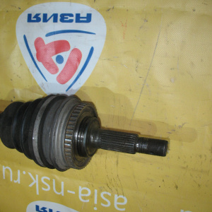 Привод Toyota KM80/CM80 Lite Ace/Town Ace перед, прав ABS