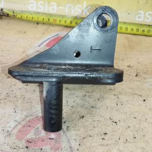 Крепление подушки ДВС Honda D15B/D17A Civic EU2/ES2 4WD a/t зад. SSTA R ( T ) 50827-S5C-980