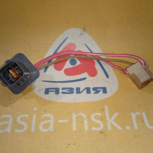 Патрон лампы Hyundai Santa Fe SM/BB R для фары 101-1199 фишка 3 конт. квадр.