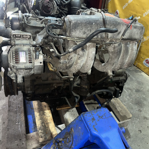 Двигатель Toyota 1G-FE-6103182 БЕЗ НАВЕСНОГО Crown GS130