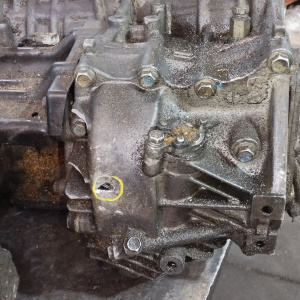 АКПП Toyota 1MZ 3VZ 4VZ A540E 2WD ДЕФЕКТ КРЫШКИ РЕДУКТОРА 3к. ПОД ПОДРАМНИК С ПРИВОДОМ СПИДОМЕТРА Windom VCV1
