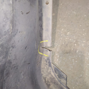 Бампер HONDA Civic ES3 '2003-2005 зад дефект 71501-S5A-ZY00