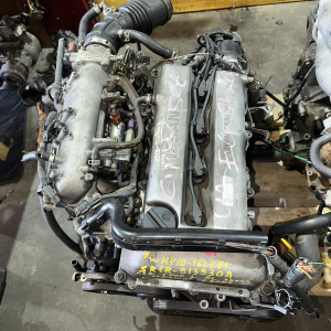 Двигатель Nissan SR18-DE-913930A 2WD прям колл. БЕЗ ТРАМБЛЁРА Wingroad WHY10-162281 '10.1997-