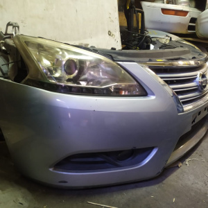 Ноускат Nissan Sylphy B17 MRA8 '2012-2020 Без трубок охлаждения Дефект R фары + бачок омывателя+адсорбер ф.W0613 xenon тум.A061715