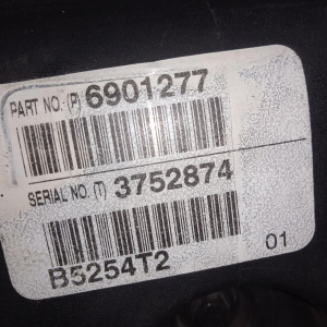 Двигатель Volvo XC70 B5254T2/B5254T-3752874 2.5L Turbo 6901277 SZ '2005