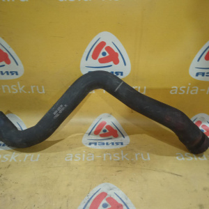 Патрубок радиатора Ford Focus 2 CAP QQDA/QQDB перед, лев верх 1.8L Duratec He 3M5H-8260-EH