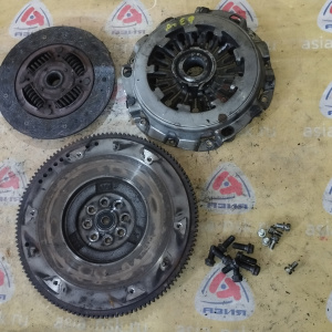 Маховик Subaru EJ205/EJ208 Forester SF5/BH5/GGA m/t обратный выжим, + корзина ( трещины на маховике ) диаметр диска 230 мм. ( 070 )