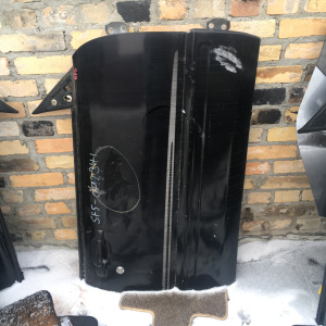 Дверь боковая SUBARU Forester SF5 '1997-2000 перед, прав дефект (цена за голое железо)