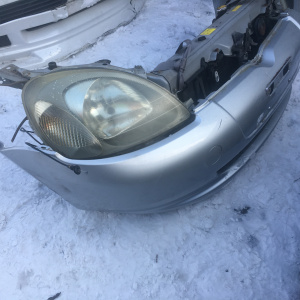 Ноускат Toyota Vitz NCP10 1NZ '1999-2001 a/t Дефект бампера ф.52-001