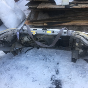 Ноускат Toyota Vitz NCP10 1NZ '1999-2001 a/t Дефект бампера ф.52-001