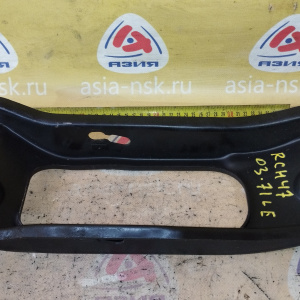 Крепление подушки ДВС Toyota 3RZ Hiace Regius RCH47 '04.1997-07.1999 4WD a/t зад R 51403-26130