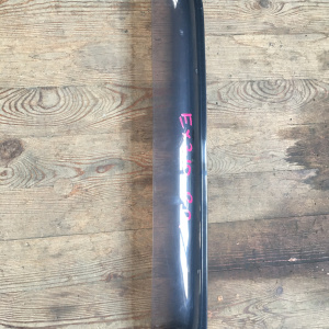 Ветровик TOYOTA Raum EXZ10 широкий зад, прав