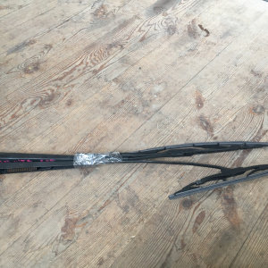 Держатель дворника Toyota Platz NCP12 F пара