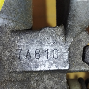 Заслонка дроссельная Toyota 3S-FE Caldina/Corona/Carina ST190/ST215 22210-7A610 ДЕФЕКТ 3 болта ( катушечный )