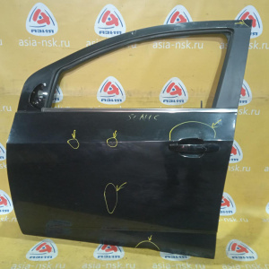 Дверь боковая Chevrolet Aveo T300 '2011-2016 перед, лев в сборе (замято у ручки и снизу)