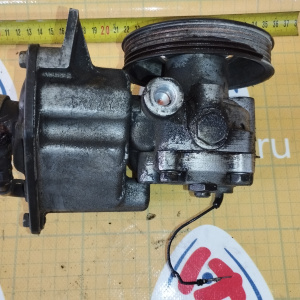 Гидроусилитель Subaru EJ201/EJ205/EJ20G Forester SF5 с датчиком, трубка подачи в бок. шкив на гайке БАЧЁК КВАДРАТНЫЙ 478-01004/01008/01002/01042/01040