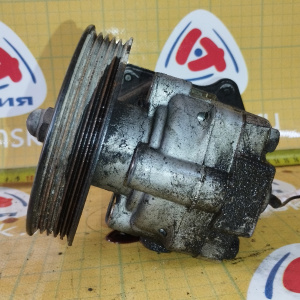 Гидроусилитель Subaru EJ201/EJ205/EJ20G Forester SF5 с датчиком, трубка подачи в бок. шкив на гайке БАЧЁК КВАДРАТНЫЙ 478-01004/01008/01002/01042/01040