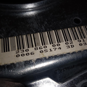 Руль Mercedes CLS-Class W219/C219 4 спицы кожа с кнопками, крышка без Airbag A2308600002 A21946016039E37