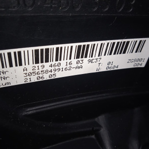 Руль Mercedes CLS-Class W219/C219 4 спицы кожа с кнопками, крышка без Airbag A2308600002 A21946016039E37