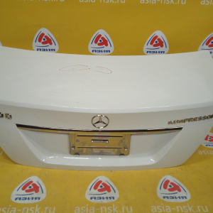 Крышка багажника Mercedes C-Class W204 '2007 650U в сборе (вмятина) A2047500075