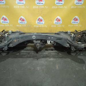 Балка Mercedes C-Class W204 R M271KE18ML В сборе, редуктор 3.07 (2043501701) A2043500141, A2043500614 '2007