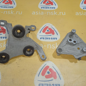 Кронштейн блока ABS Mercedes C-Class W204 '2010 A2044300110 A2044300010