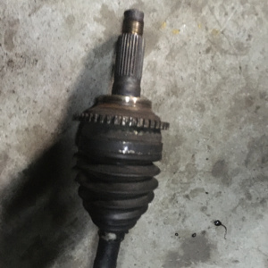 Привод Mazda GF8P/GW8W перед, прав ABS 28/26 без подвесного (вылетела наружн.граната) '2000-