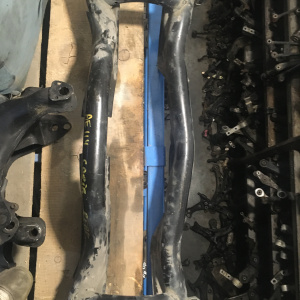 Балка Toyota AE114 Sprinter Carib R 4WD