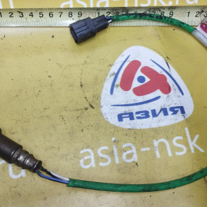 Датчик кислородный Subaru EZ30 Legacy BLE/BHE зад, лев 4 конт. номер 2 22690-AA452