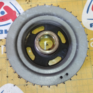Шкив коленвала Mazda Z6 Axela/Mazda3 BK/BL 6 ручейков диаметр 27/144 мм. ZY08-11-400B
